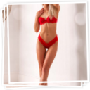Super sexy und süß verzaubert das Escortgirl Zoe in Darmstadt vom Aura Escort ihr Gegenüber auf Anhieb